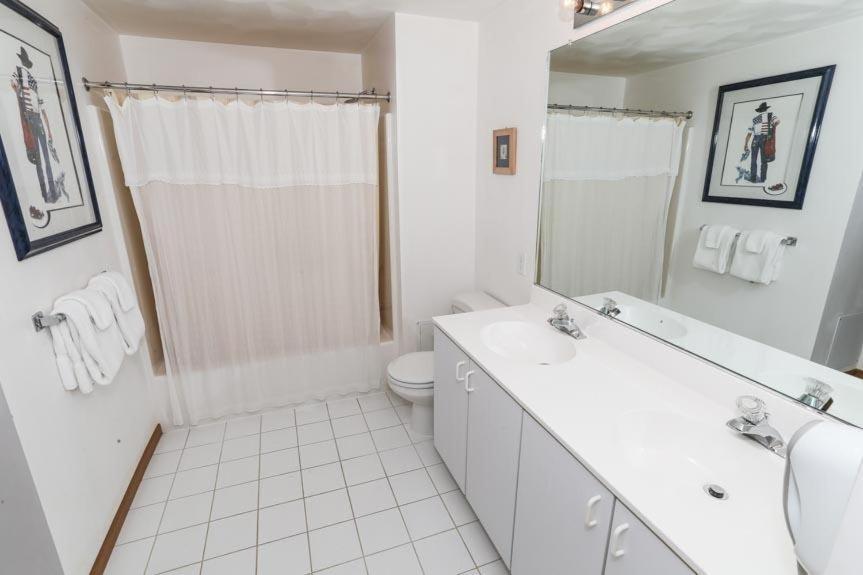 Seven Springs Stonegate 2 Bedroom Standard Condo, Ski-in Out, Sleeps 8! *